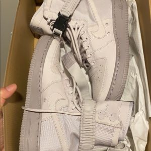 Women’s AF1 SF size 7.5 Gray